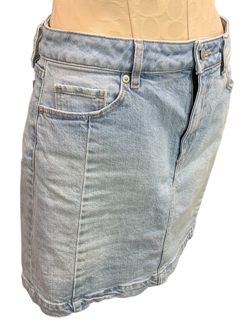 Size 4 Loft Jean Skirt Light Wash Denim 17 Inch Length