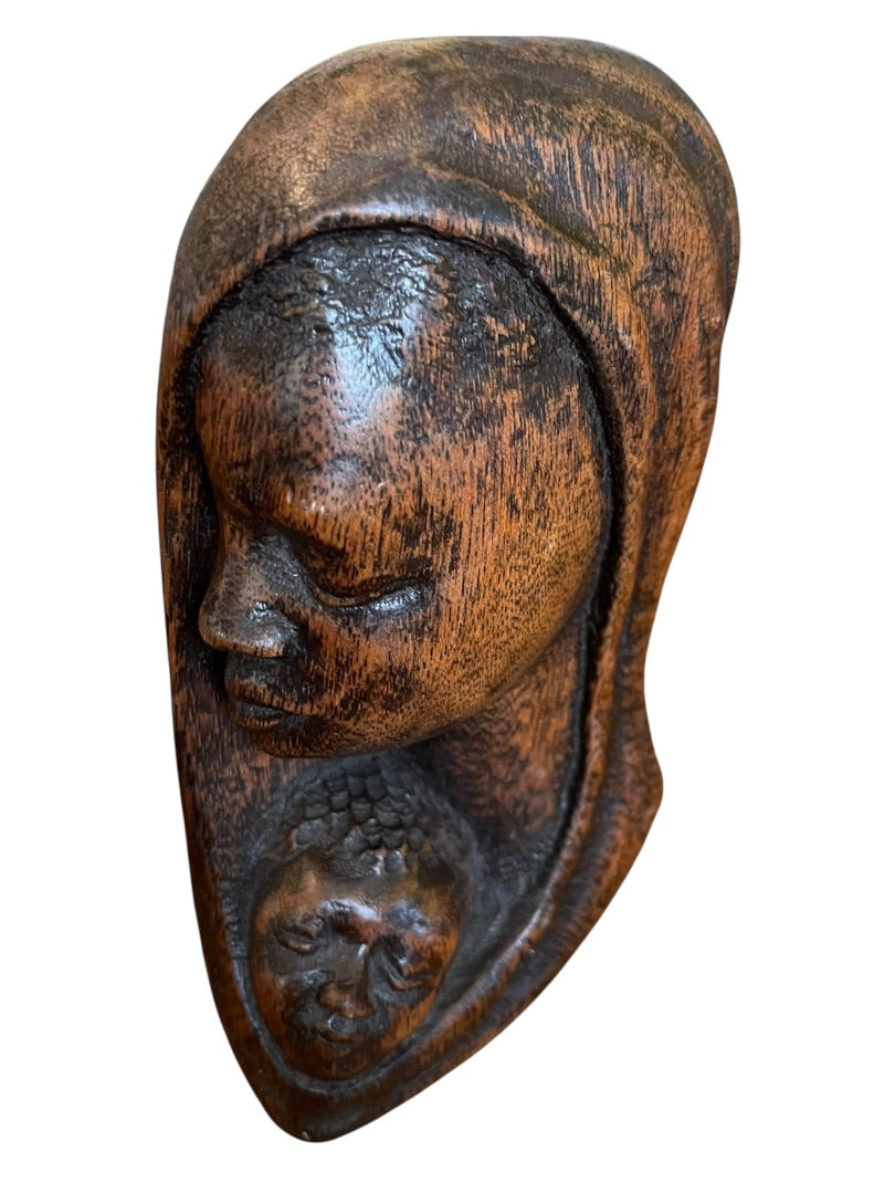 Wooden Carved Madonna and Child NZAU 7" x 4" x 2"