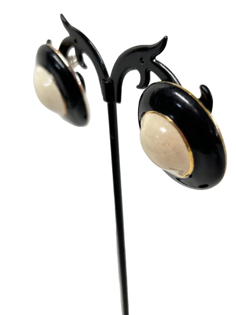 1980s Round Enameled Ivory and Black 1" Diameter Pierced Earrings