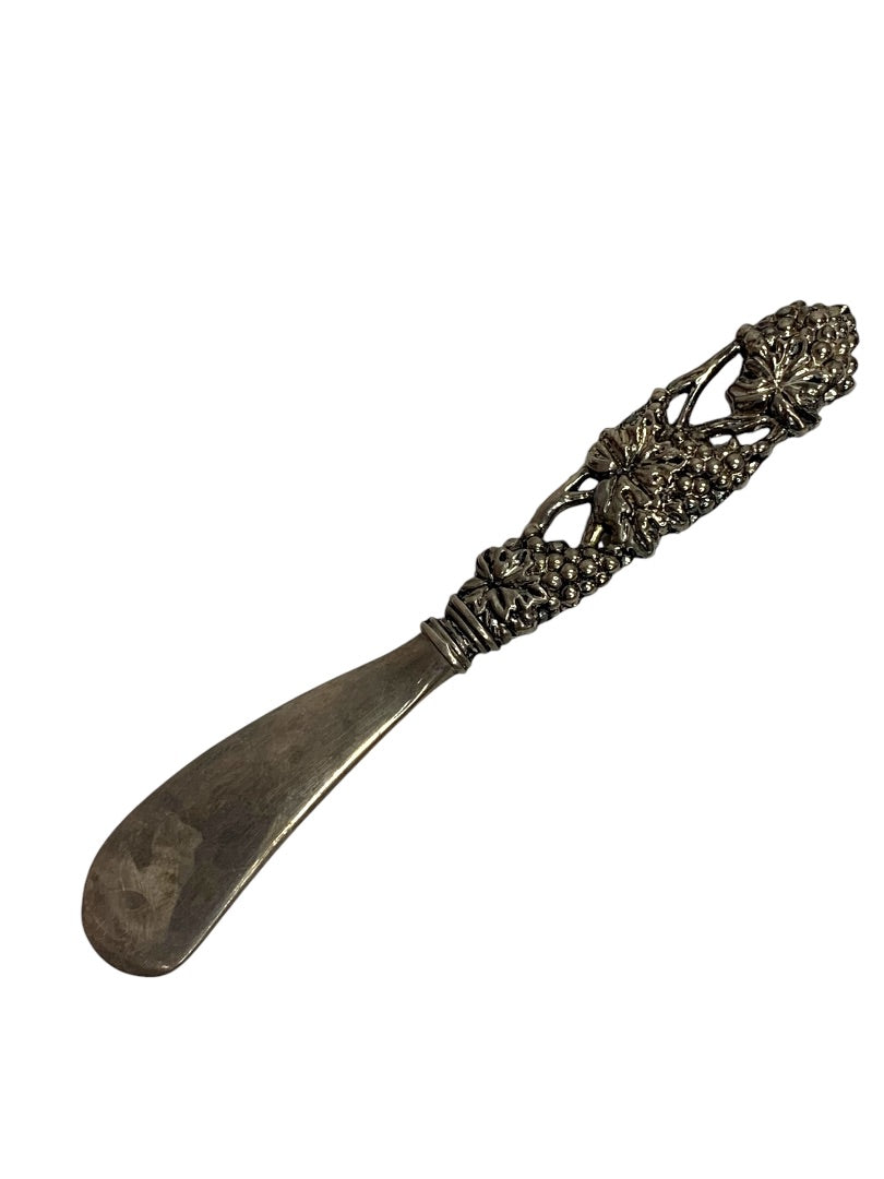 Godinger Silvertone Repousse Vintage Cheese Butter Spreader Knife
