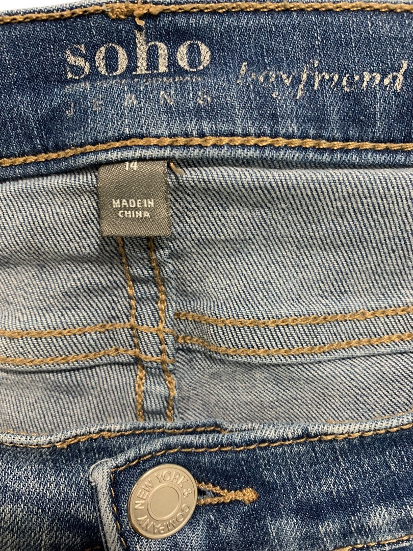 Size 14 NY&Co Womens Soho Boyfriend Jeans Stretched Distressed Tapered