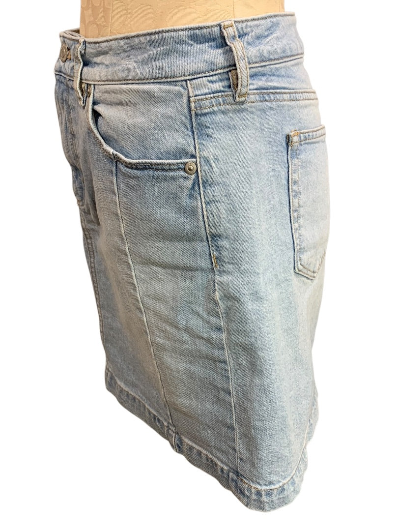 Size 4 Loft Jean Skirt Light Wash Denim 17 Inch Length