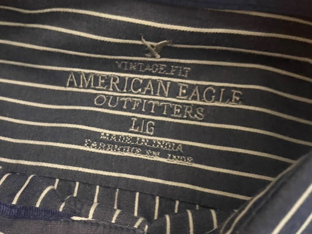 Large American Eagle Outfitters Striped Button Up Mens Shirt Blue