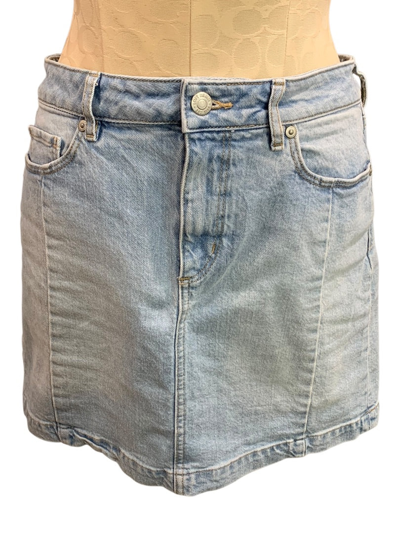 Size 4 Loft Jean Skirt Light Wash Denim 17 Inch Length