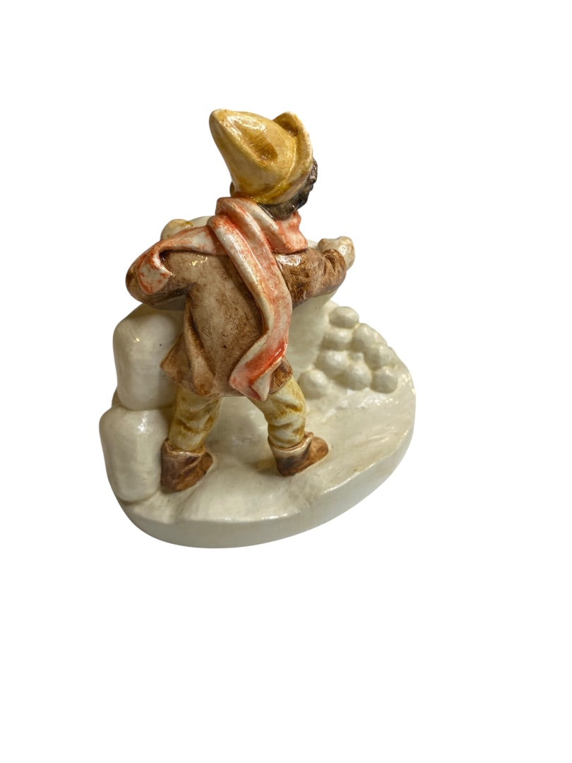 1979 Sebastian Miniatures Signed Numbered Figurine Snowball Fight 3.5"
