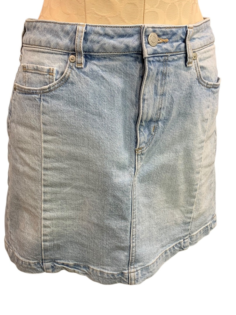 Size 4 Loft Jean Skirt Light Wash Denim 17 Inch Length