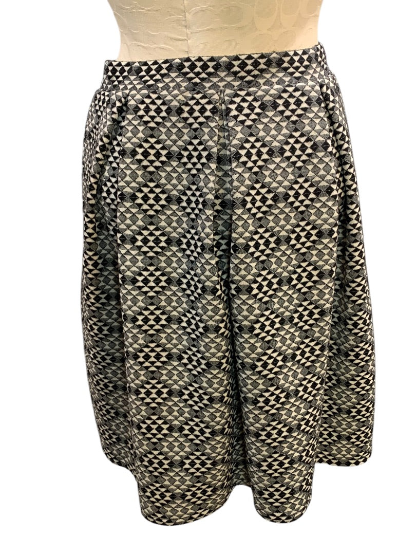 Small Joe B by Joe Benbasset Knit Pull On Elastic Waist Flare Skirt
