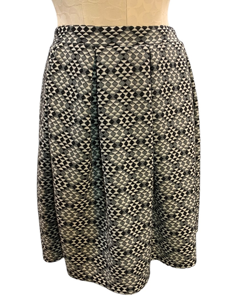 Small Joe B by Joe Benbasset Knit Pull On Elastic Waist Flare Skirt