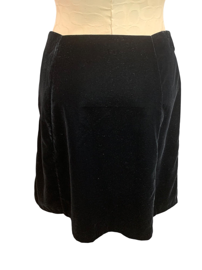 Size 2P Loft Petites Black Velvet Side Zip Skirt Lined