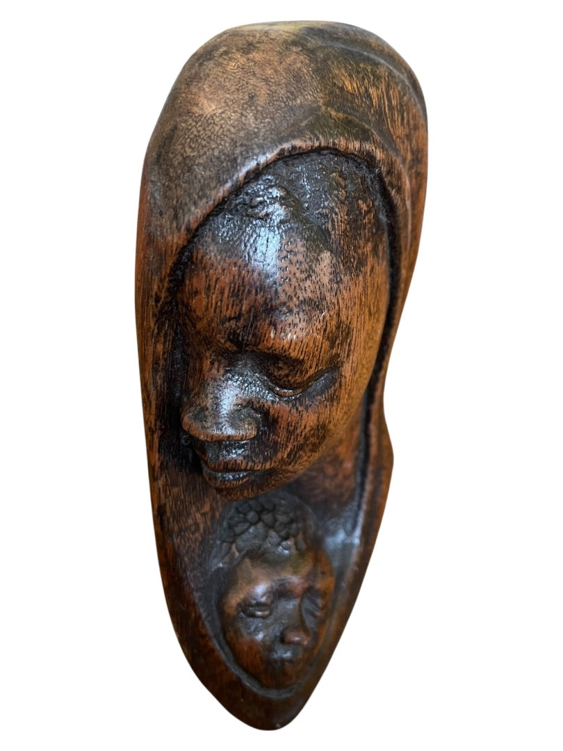 Wooden Carved Madonna and Child NZAU 7" x 4" x 2"