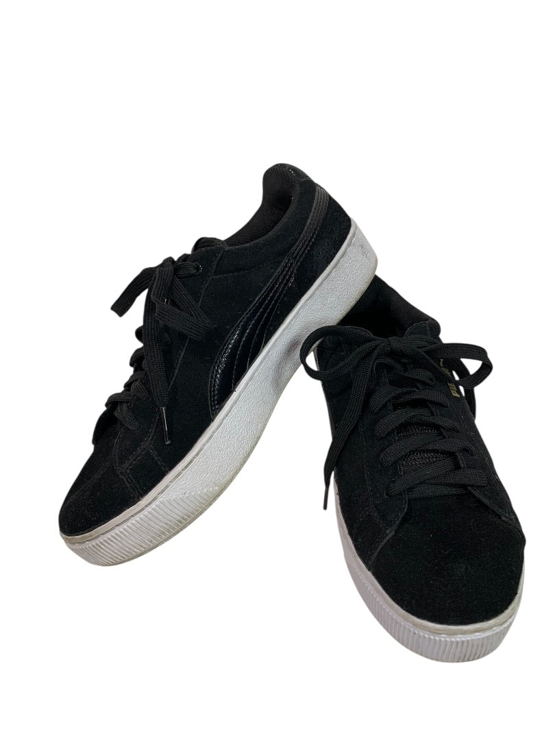 Size 9.5 Puma Black Suede Platform Vikky Sneaker Womens