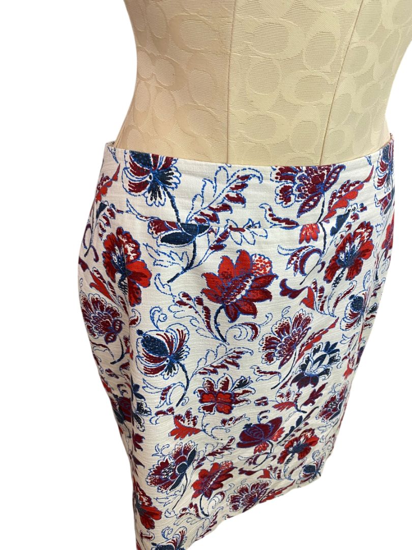 Size 10P Ann Taylor Petite Lined Cotton Skirt Back Zip Floral Print