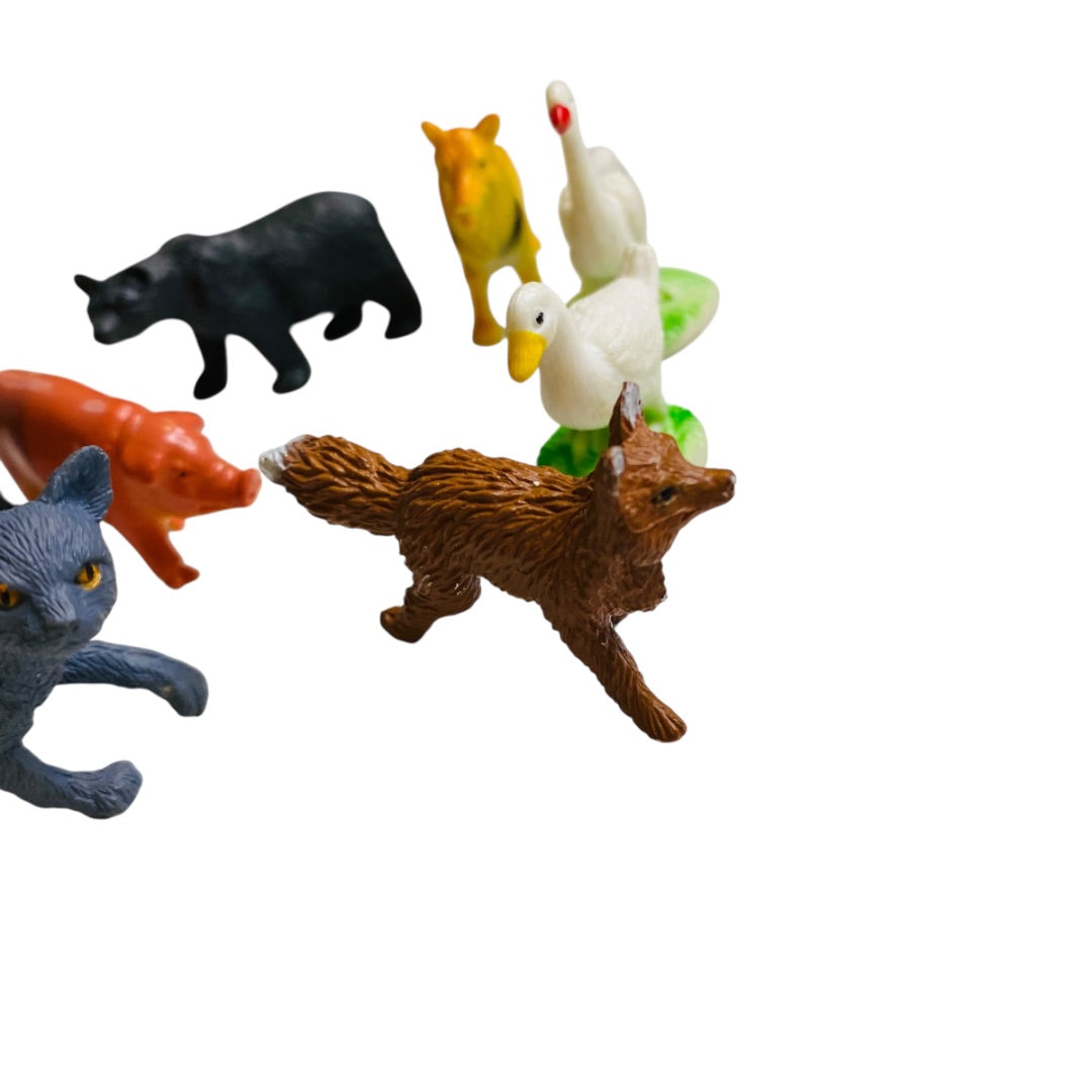 Lot of 8 Plastic Miniature Animals Hog Goose Duck Bear Fox Dog