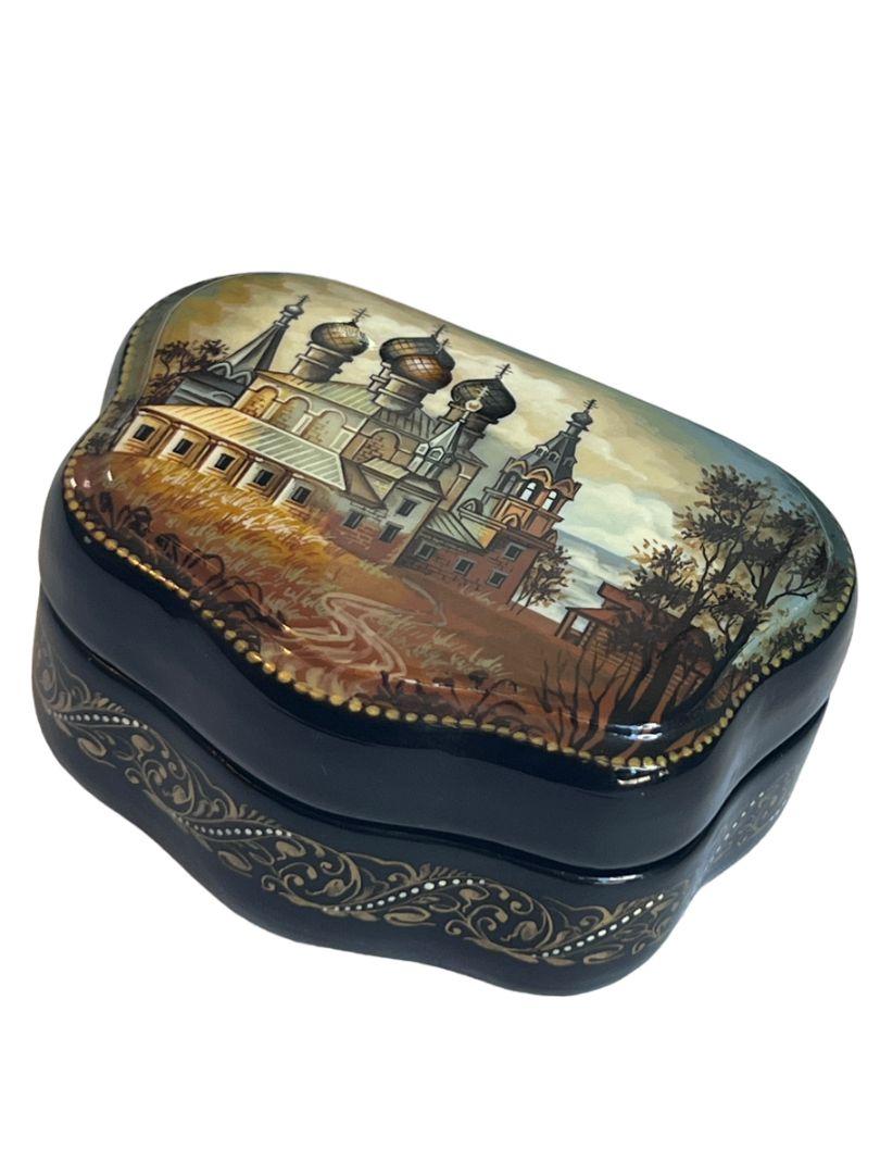 Russian Handpainted Signed Clam Shell Lacquer Trinket Box Trinity Cathedral Sergieva Lavra Mother of Pearl Hinged Red Interior