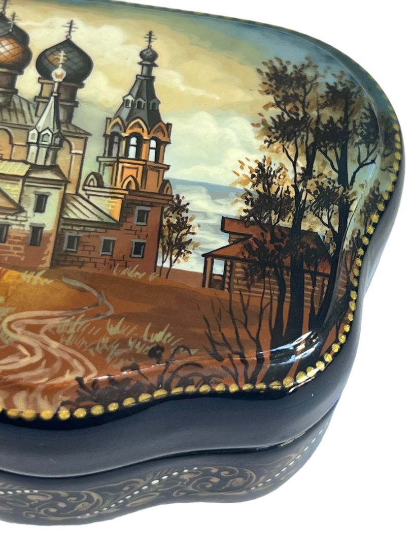 Russian Handpainted Signed Clam Shell Lacquer Trinket Box Trinity Cathedral Sergieva Lavra Mother of Pearl Hinged Red Interior