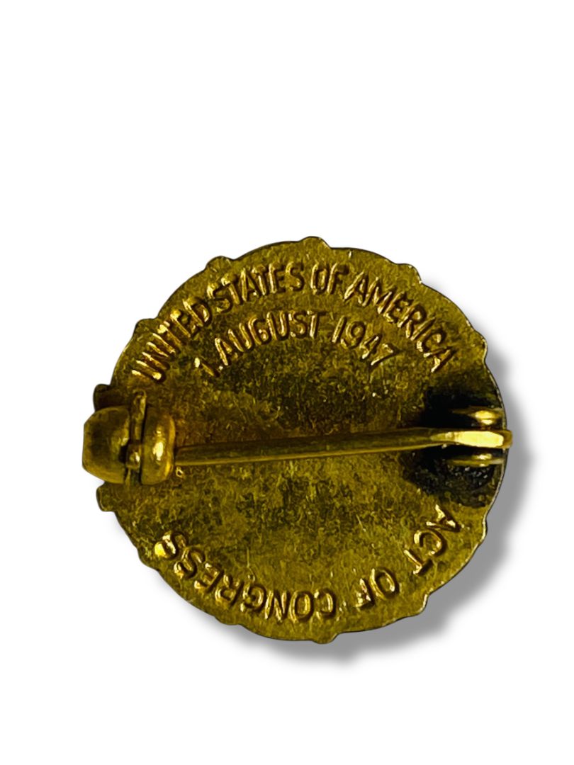 1947 Act of Congress Lapel Pin Service US Military Service .6" Diameter