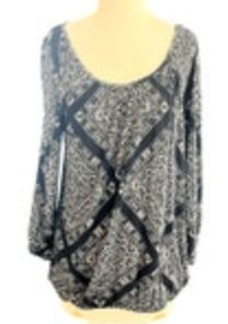 Michael Kors sz M Black Geometric Viscose top bubble hem vacation resort cruise