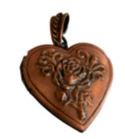 Vintage Antique Style Heart Pendant Copper Rose Says Kiss
