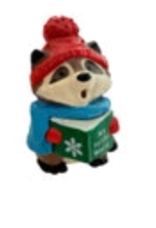 VTG Hallmark Christmas Merry Miniature 1989 Raccoon Caroler Singing Carols