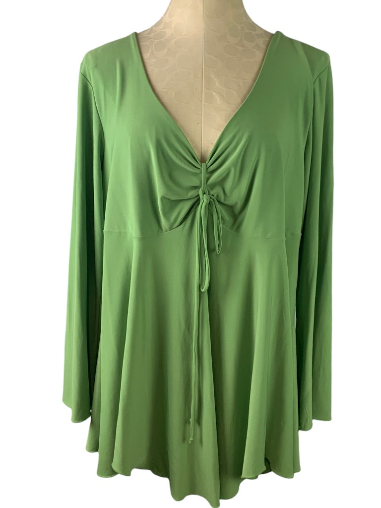 18/20 Fashion Bug Women's Plus Size Y2K Pullover Spring Green Blouse V-Neck