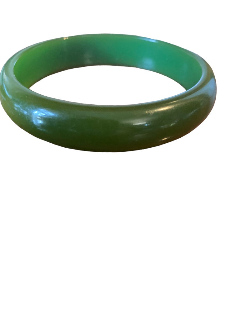 Vintage Bakelite Olive Green Bangle Bracelet 2.5" Inside Diameter .5" Width