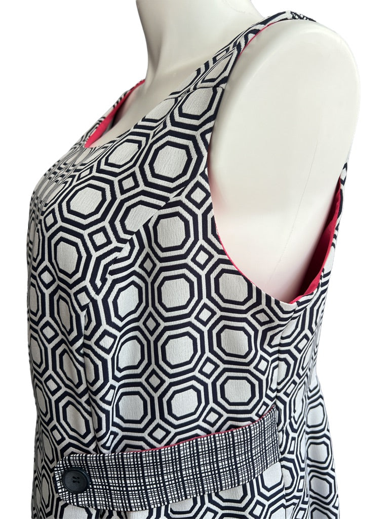 16W Signature by Robbie Lee Geometric Shift Dress Sleeveless
