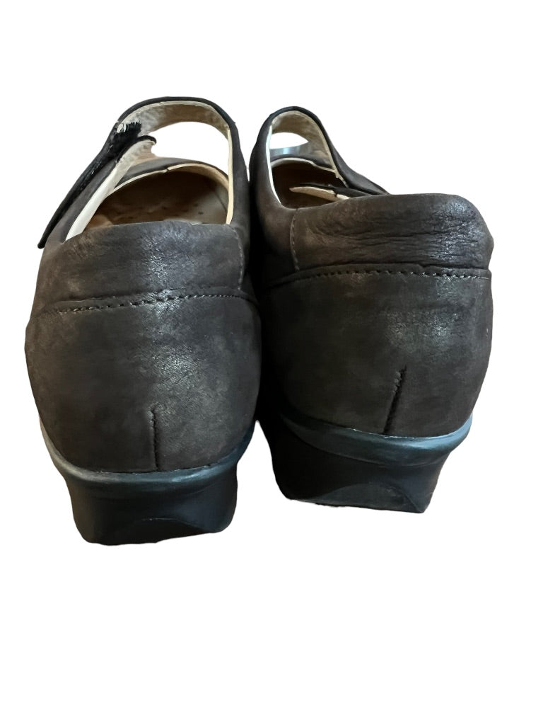 Finn Comfort Aquila Brown Nubuck Mary Jane Shoes 8.5 (US) 6.5 Germany