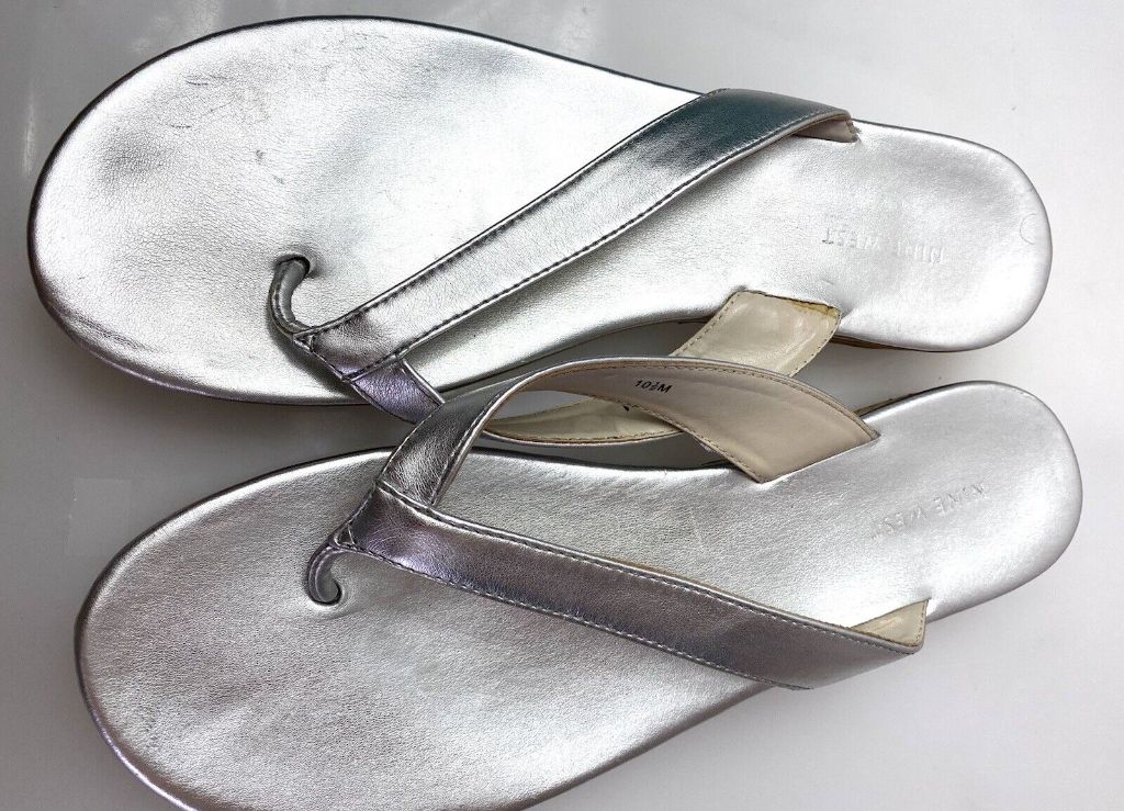 10.5 Nine West Silver Thong Sandal Flip Flop Cork Sole Women's