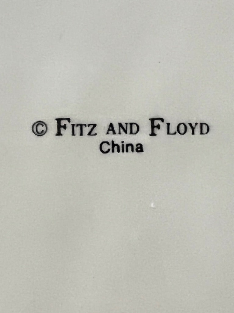 Fitz & Floyd "Christmas Wreath" Festive Round Serving Bowl Ribbon Handles