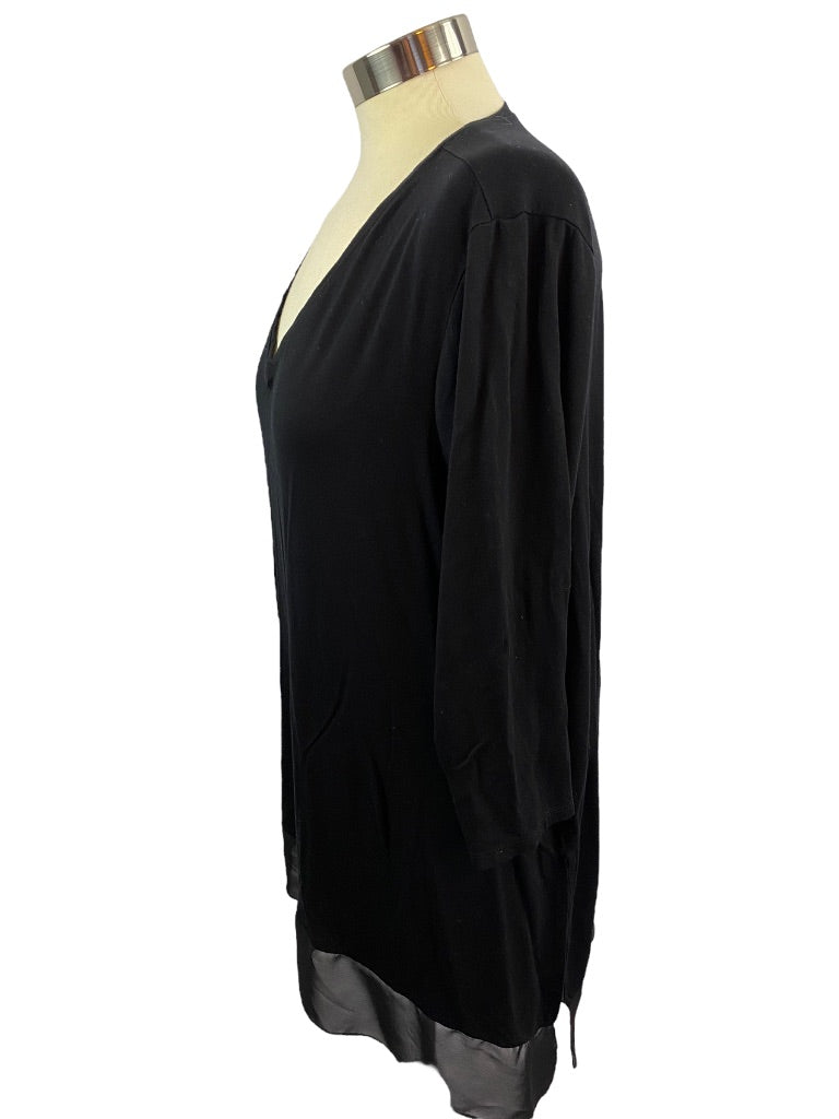 18/20 Lane Bryant Women's Black V-Neck Shirt Flounce Hem Pullover Top