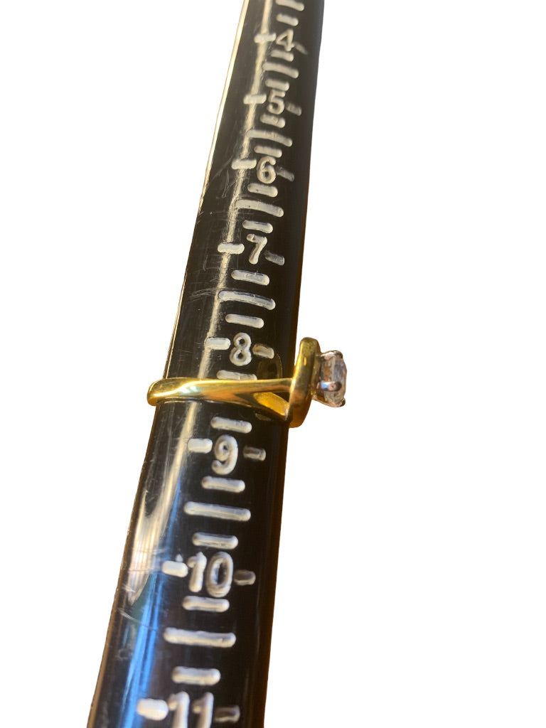 Size 8.5 Women's 18K Gold Plated Ring Solitaire Style Cubic Zirconia