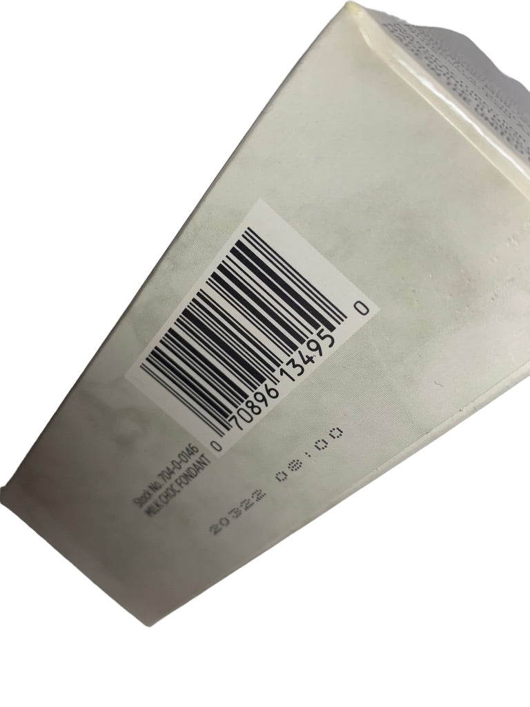 Wilton Milk Chocolate Flavored Fondant for Cake Decorating 24 oz.