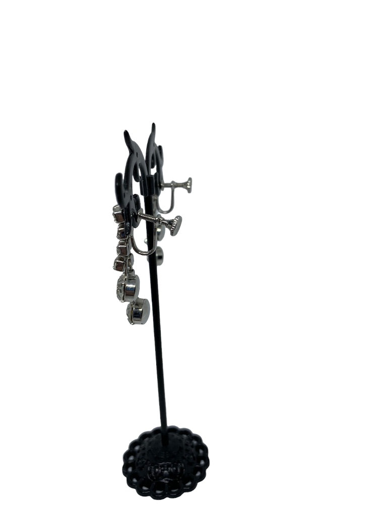 Vintage Rhinestone Earrings Screw Back Clip On Non-Pierced 1.5" Drop Dangle