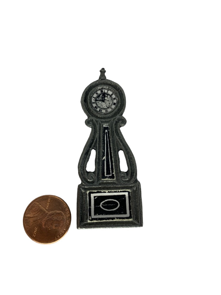 Vintage Colonial Craftsman Pewter Dollhouse Miniature Clock 18-59 2 5/8"h