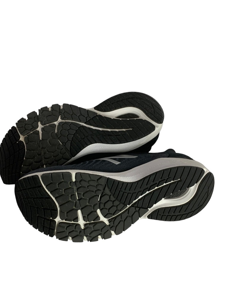9D New Balance Men's Fresh Foam Black Running Shoes Sneakers M860B11