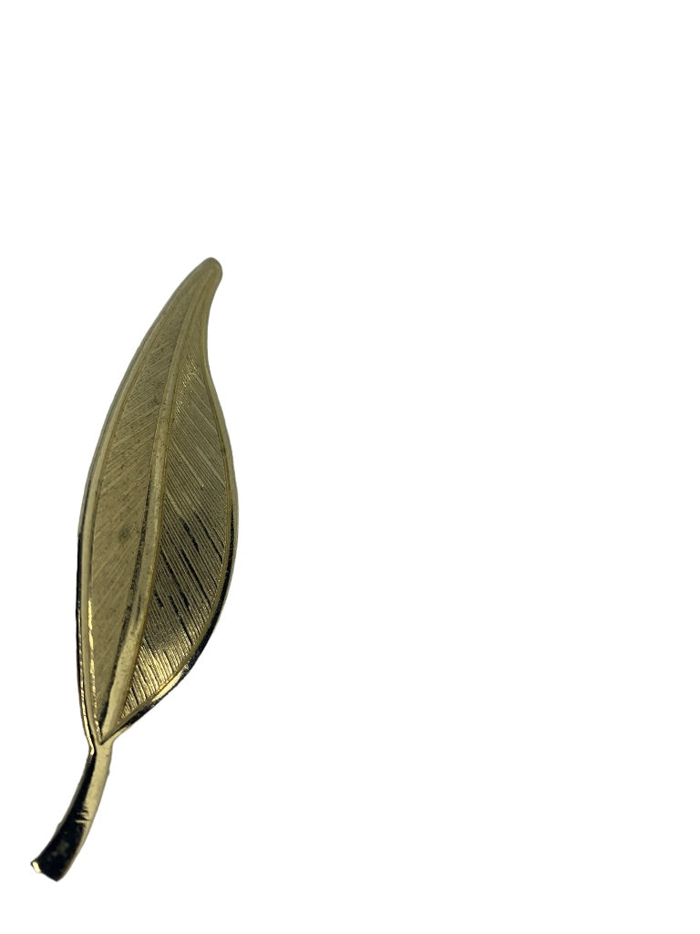 Vintage Leaf Brooch 2 3/4"h Goldtone Textured Pin