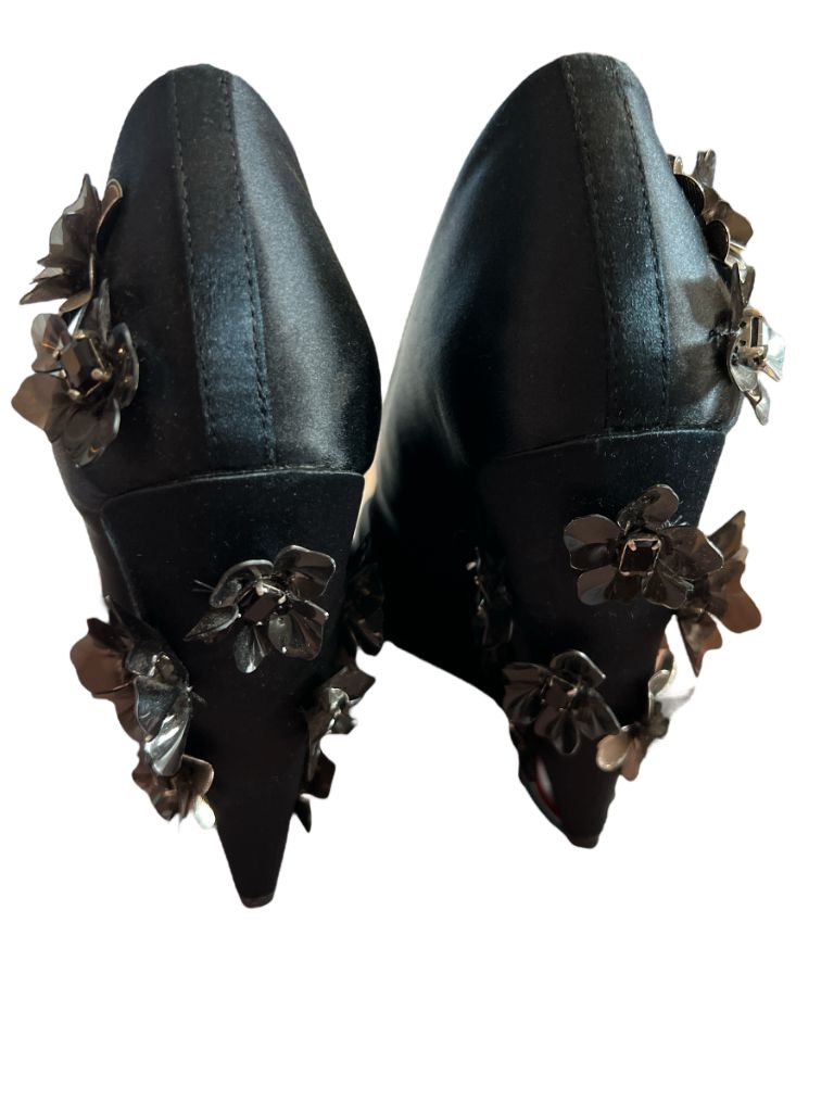 7.5 M Tory Burch Pixie Black Satin Wedge Heels 3D Flowers Formal Evening