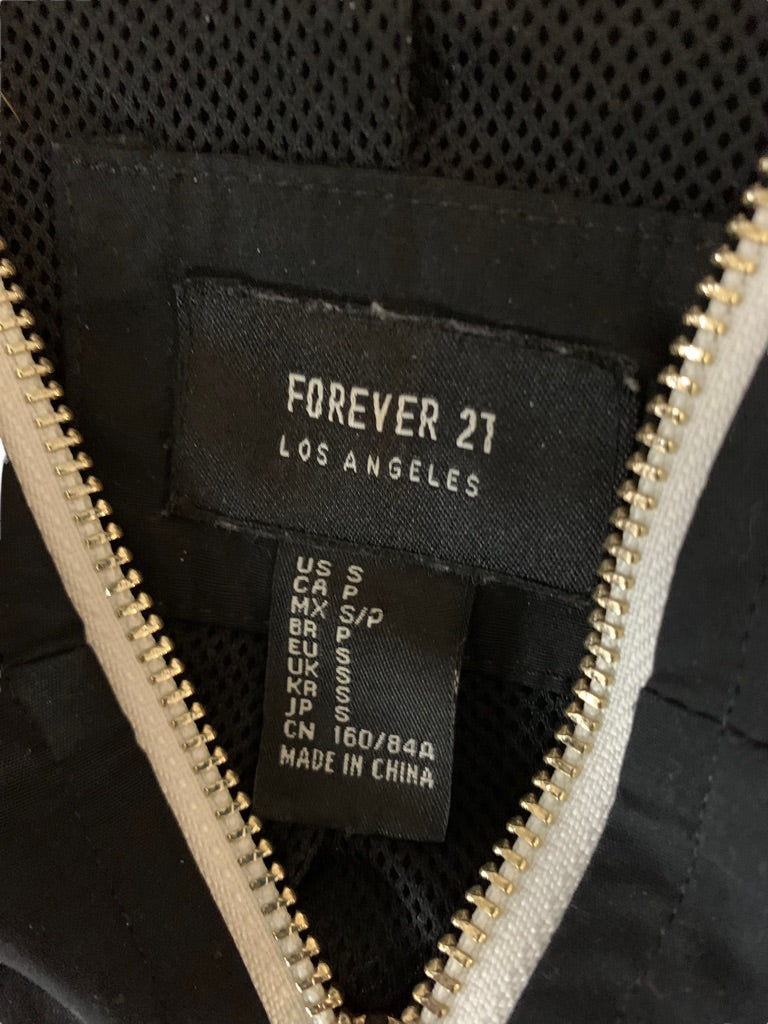 Small Forever 21 "Los Angeles" Women's Black Pull Over Hooded Jacket