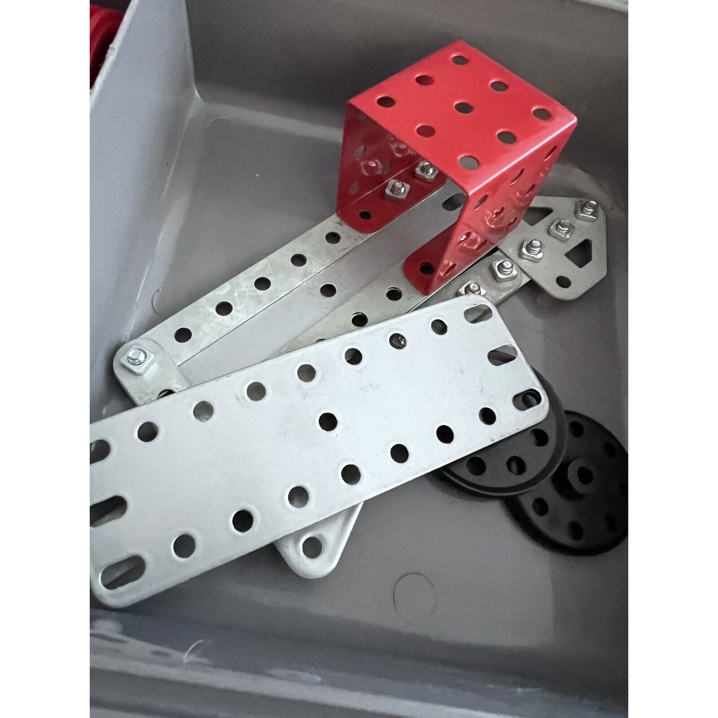 Meccano Motorized Remote Control Erector Set #416460 Preowned Case