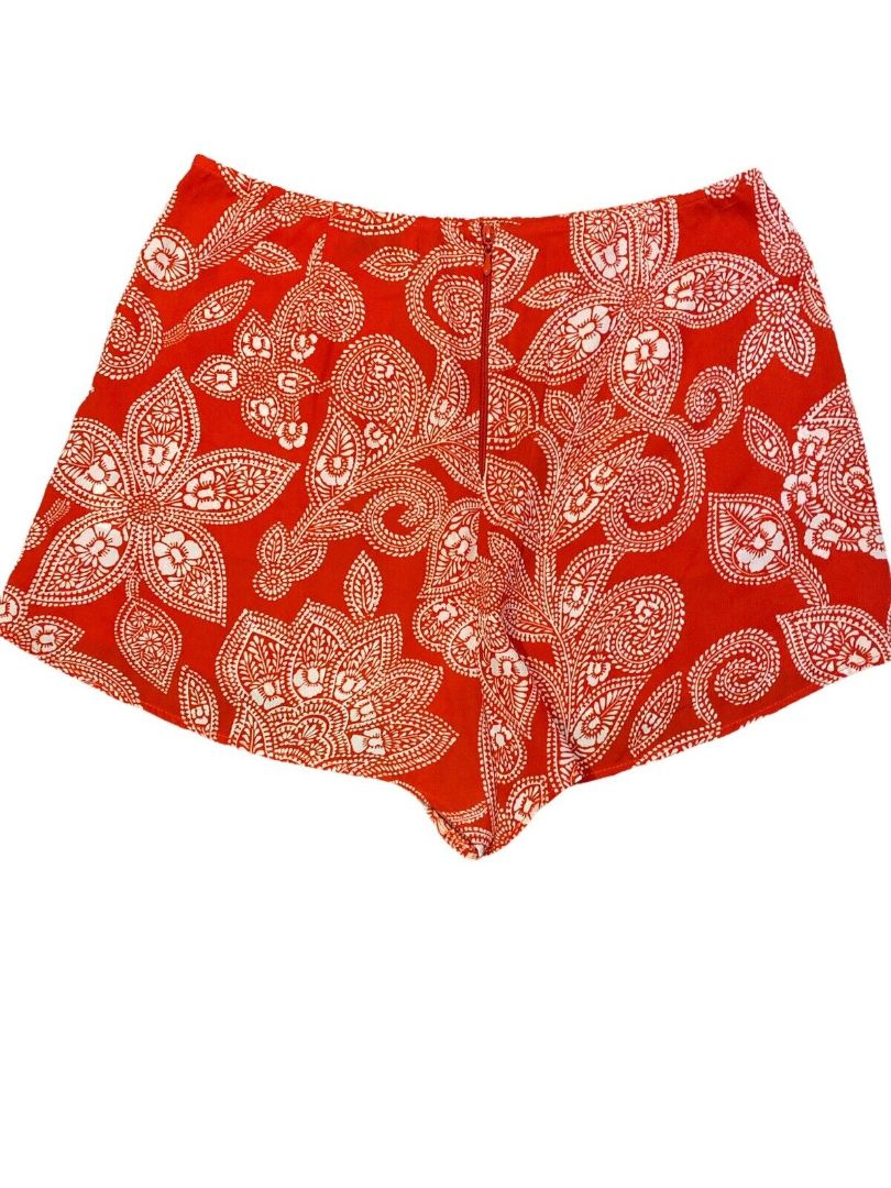 Medium Show Me Your MuMu Red Orange Floral Shorts