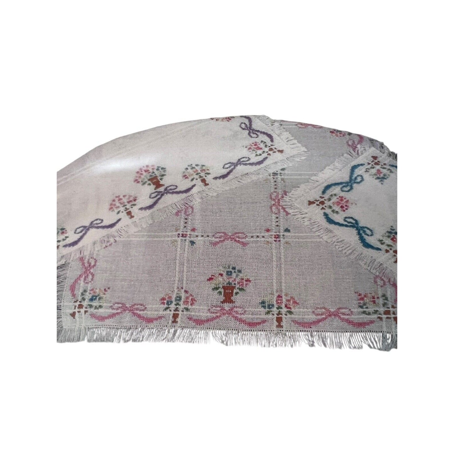 Claudia Dutcher Treat Designs Flowers Bows Table-topper Cross Stitch Kit Doilies