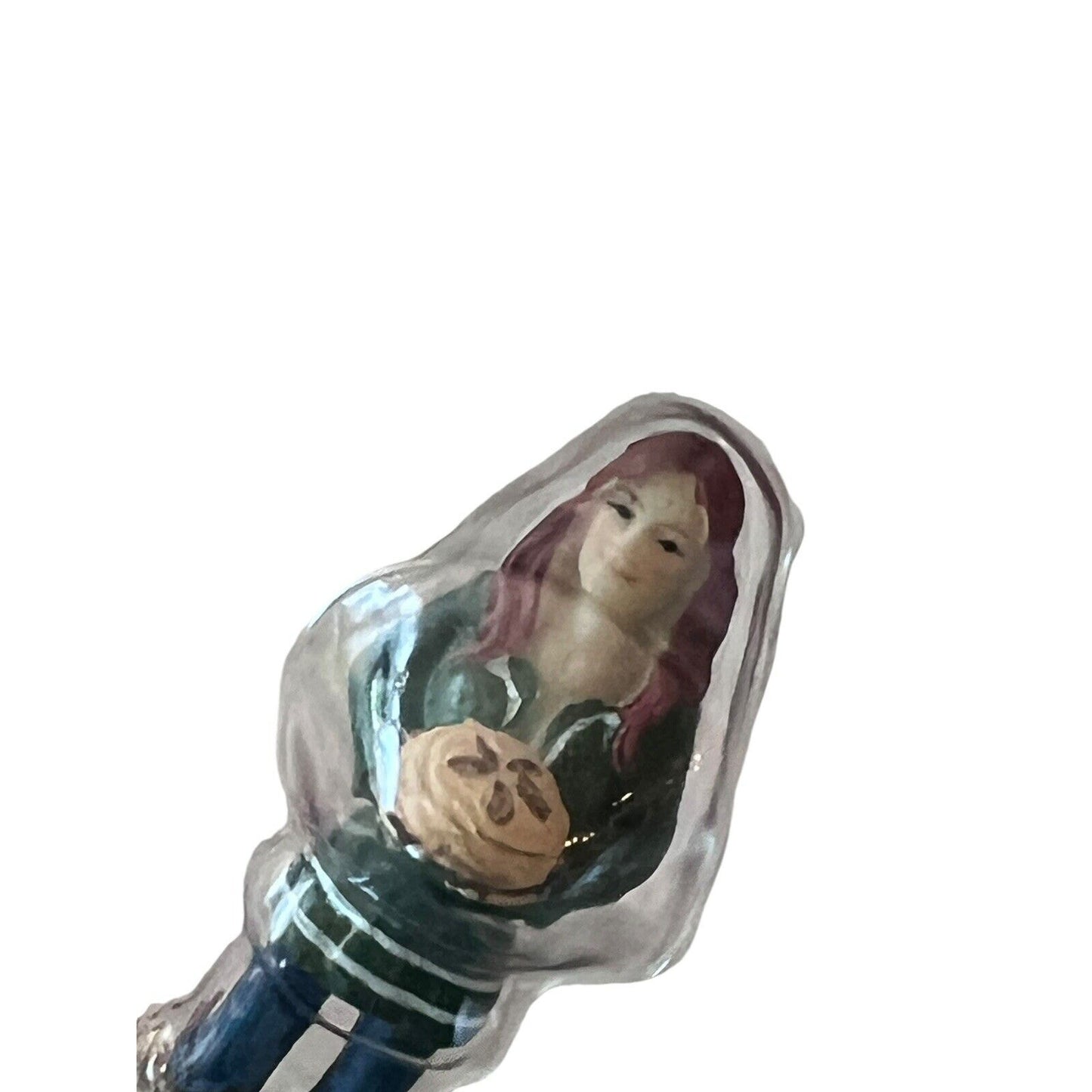 2 New The Pioneer Woman Ree Drummond Holiday Village Figurine "Ree Bakes A Pie"