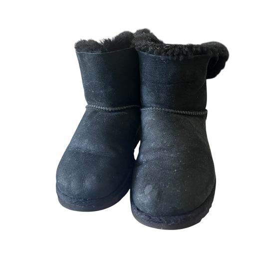UGG Mini Bailey Bow II Size 7 Black Warm Suede Sheepskin Boots