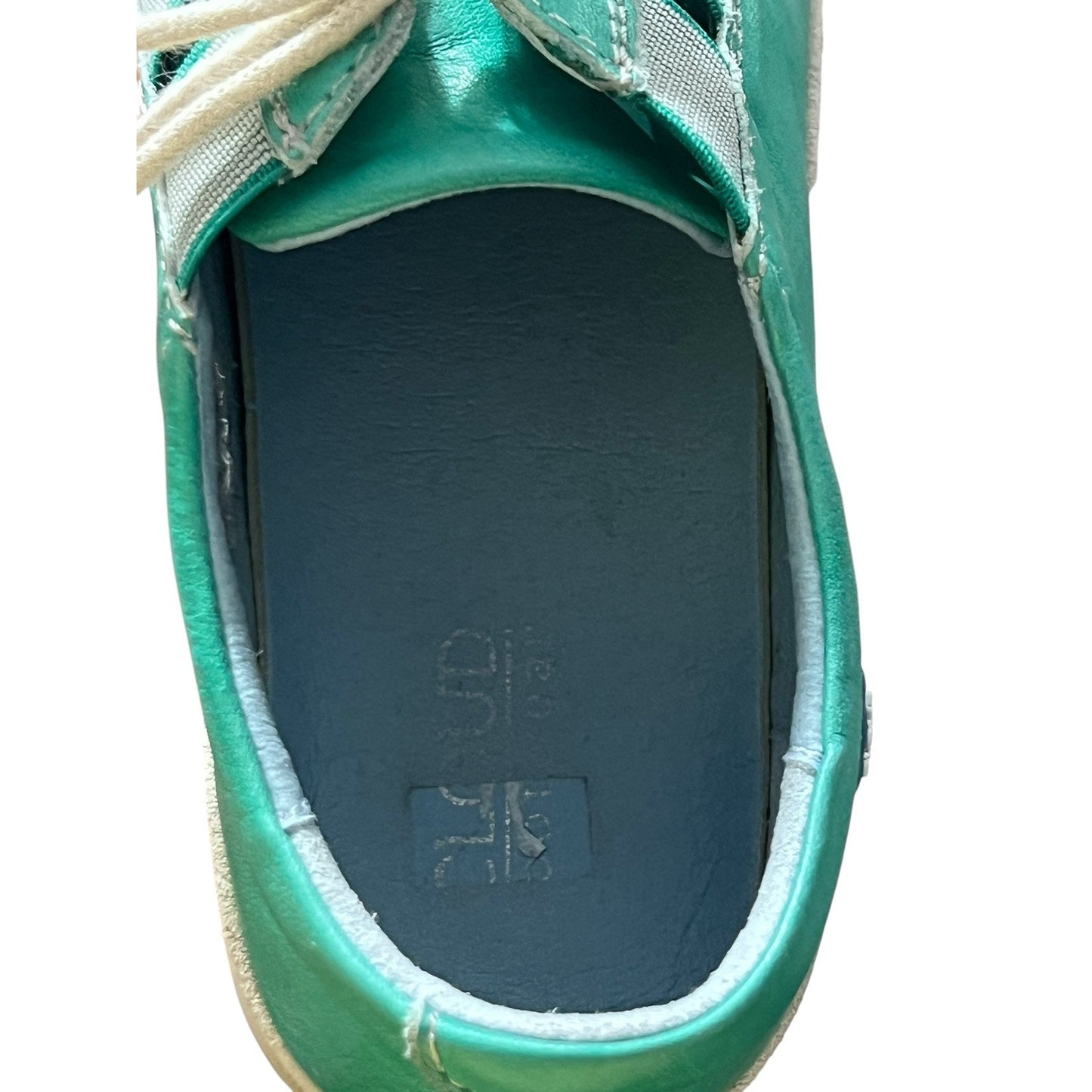 7.5 Turquoise CLOUD Brand Sneakers Size 38 Leather Comfort