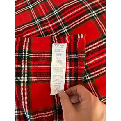 Winter Wonderland Tablecloth Rectangle Christmas Plaid Red 84”x60”