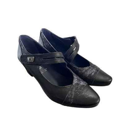 Size 8 (38) Women’s DorKinG Mary Jane’s Metallic Pewter Navy Shoes Heels