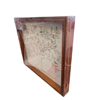 Hallmark Keepsake The Family Tree Photo & Ornament Display 14” X 12”, 2004