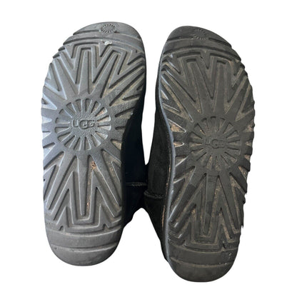 UGG Mini Bailey Bow II Size 7 Black Warm Suede Sheepskin Boots