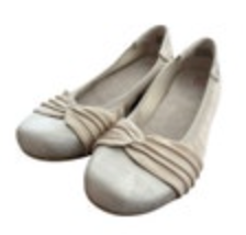 Baretraps Milani Shoes Womens Size 9.5 Ballet Flats Gold Memory Foam Insole