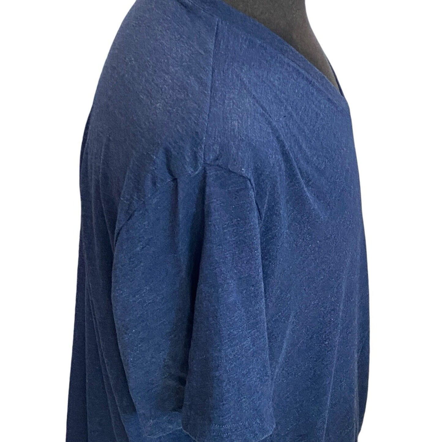 Size XL Men’s Banana Republic Dark Blue Solid Shirt V Neck T-Shirt